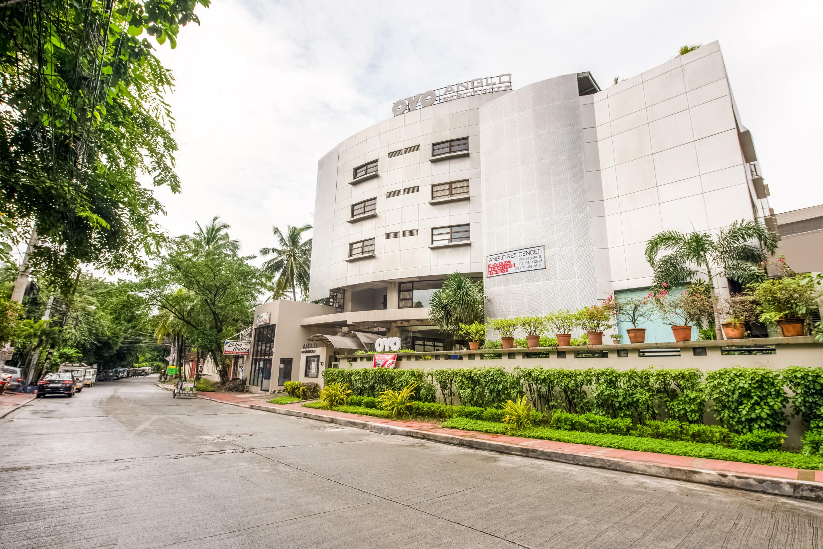 โอโย 190 แองโกล เรสซิเดนเซส - พนักงานฉีดวัคซีนแล้ว Hotel เกซอนซิตี้ ภายนอก รูปภาพ